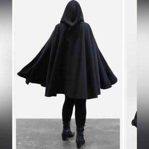 FOXBLOOD Sanderson Sister Oversized Hooded Cape Size L-4XL